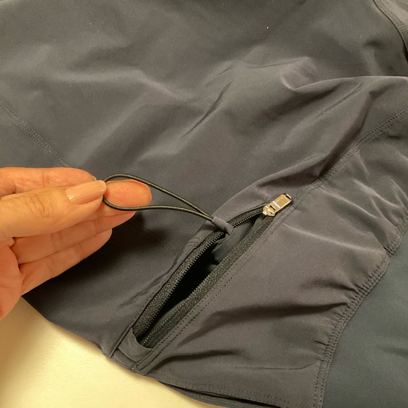 LuLuLemon Pace Breaker Linerless Short 9", Men’s, Navy, Sz L, Like New. - Picture 10 of 12